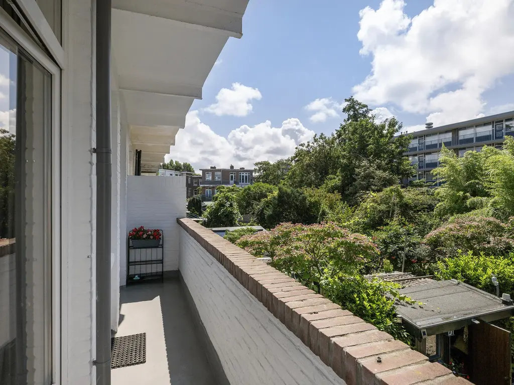 Viandenstraat 74, 'S-GRAVENHAGE
