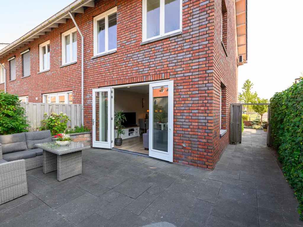 Laterastraat 11, NAALDWIJK
