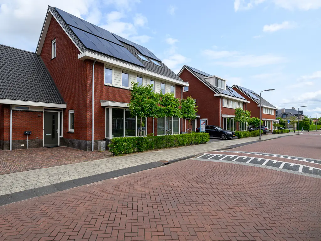 Professor Holwerdalaan 14, NAALDWIJK