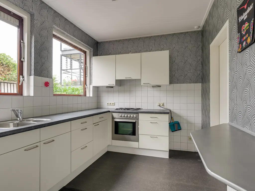 Korte Kruisweg 10, MAASDIJK