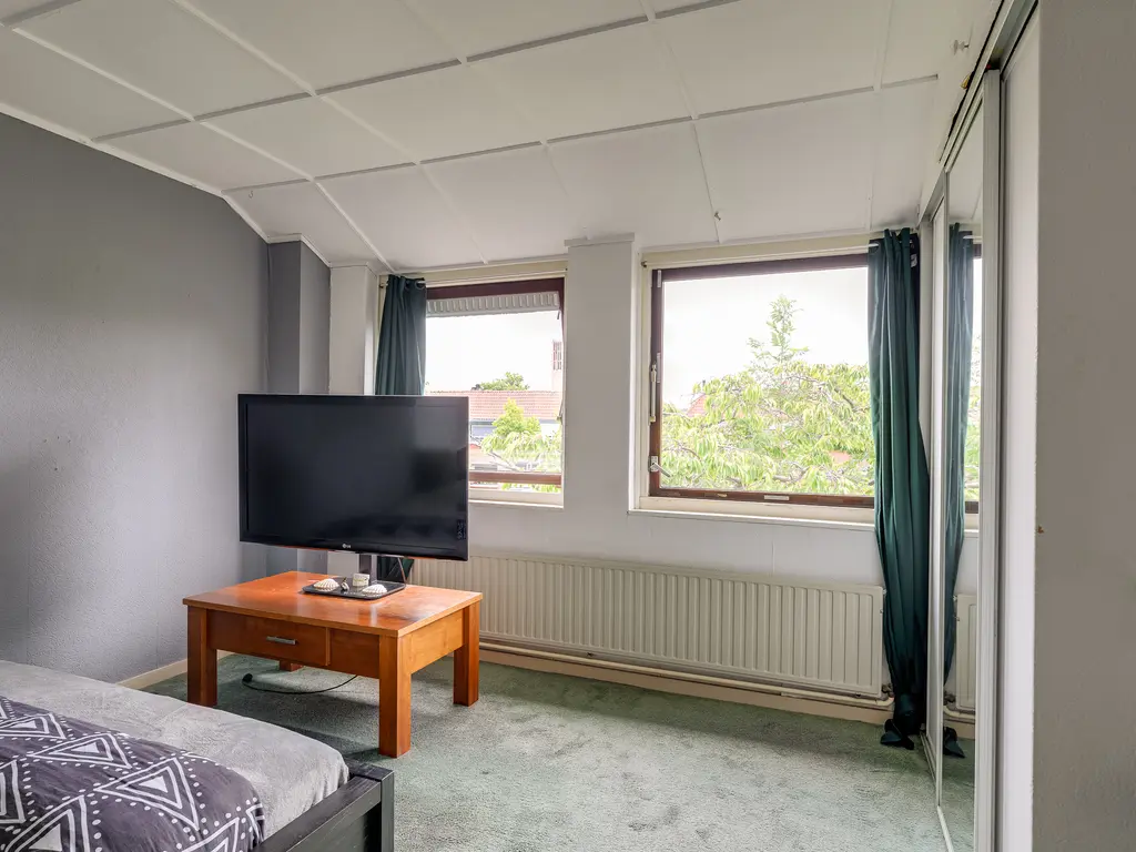 Korte Kruisweg 10, MAASDIJK