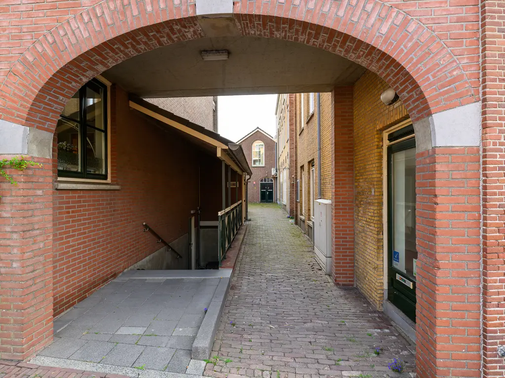 Havenstraat 18ap16, MONSTER