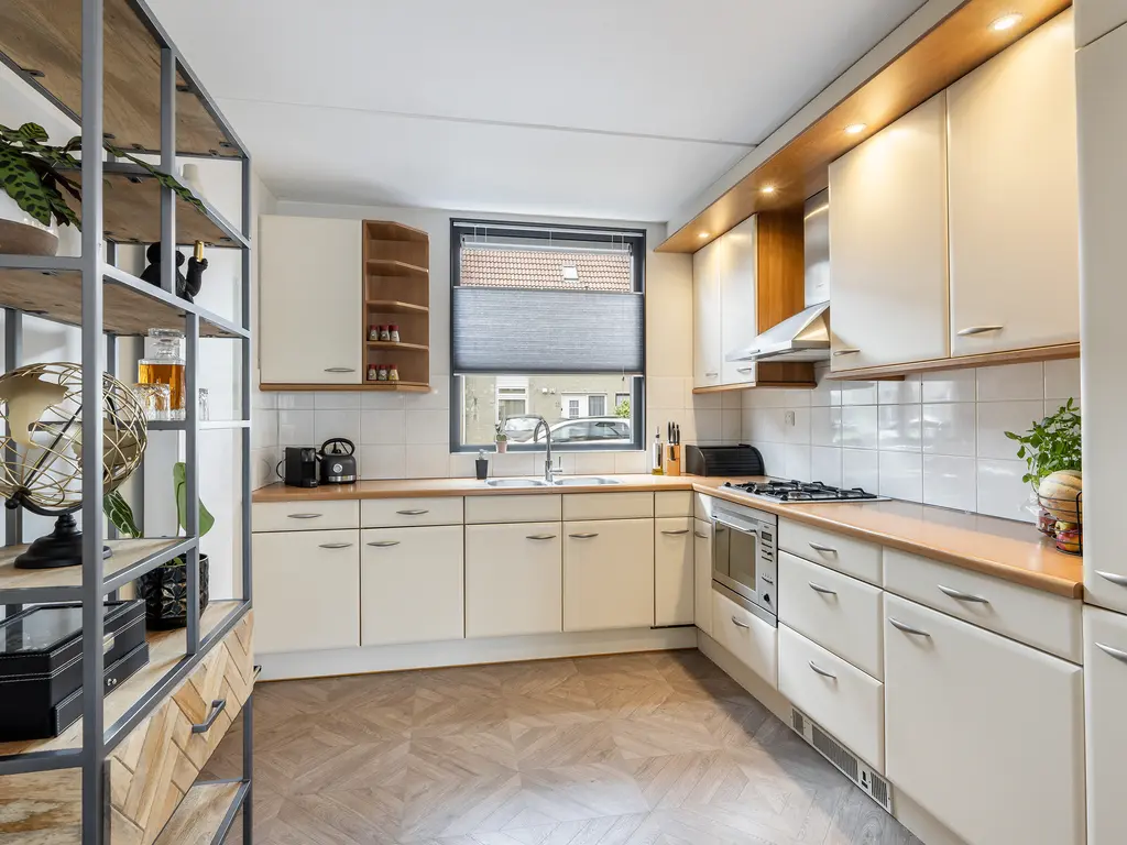 Calsstraat 12, NAALDWIJK