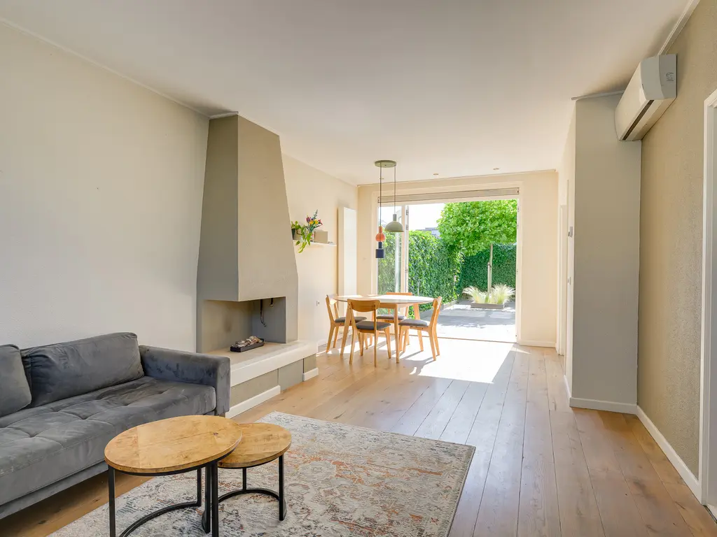 van Lennepstraat 16, 'S-GRAVENZANDE