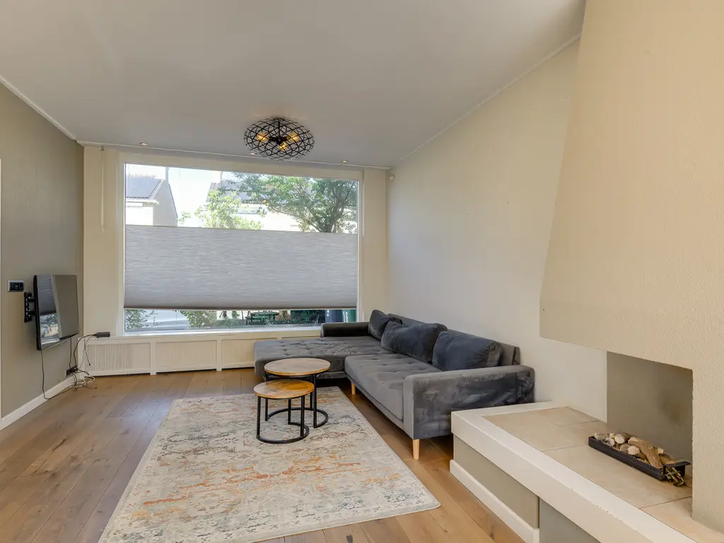 van Lennepstraat 16, 'S-GRAVENZANDE