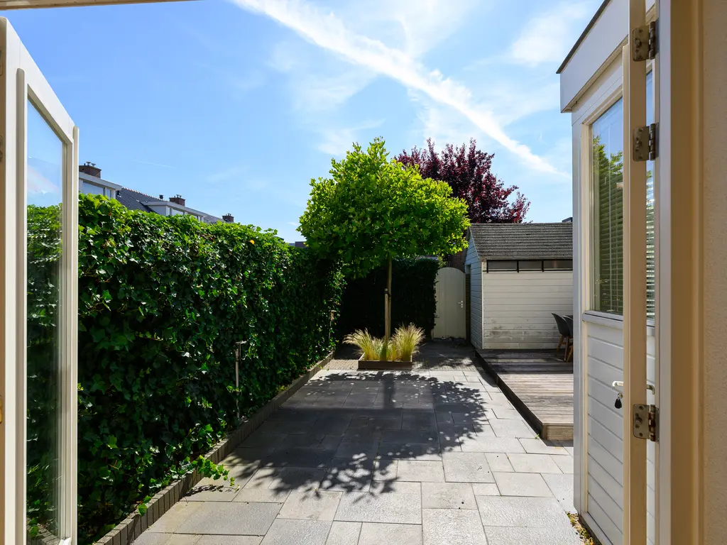 van Lennepstraat 16, 'S-GRAVENZANDE