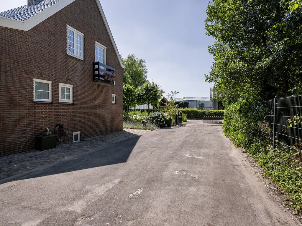 Madepolderweg 61, 'S-GRAVENHAGE