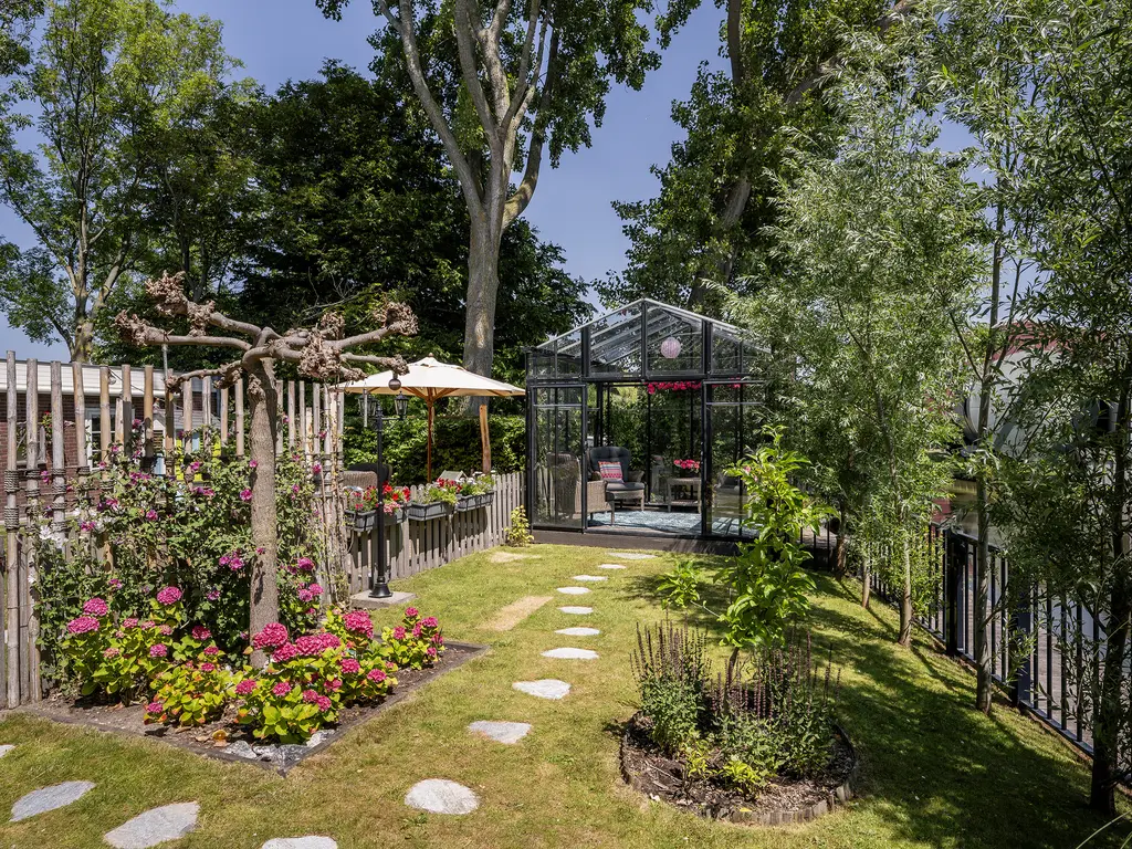 Madepolderweg 61, 'S-GRAVENHAGE