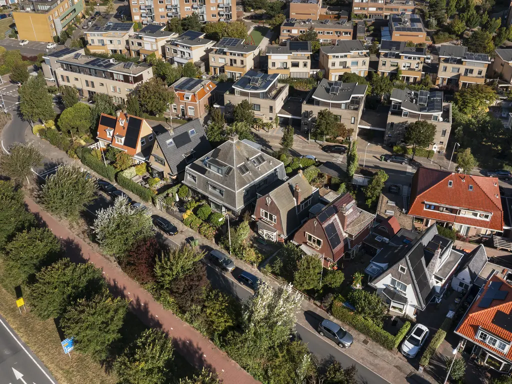 Emmastraat 132, MONSTER