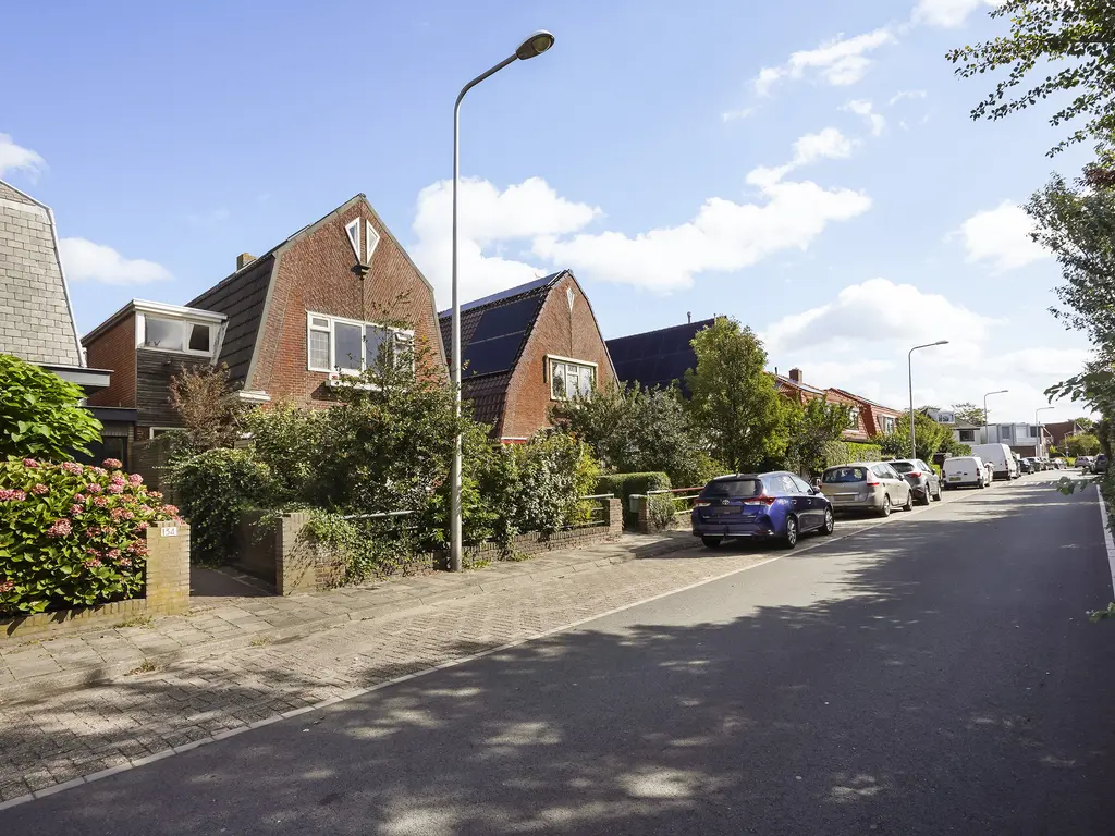 Emmastraat 132, MONSTER