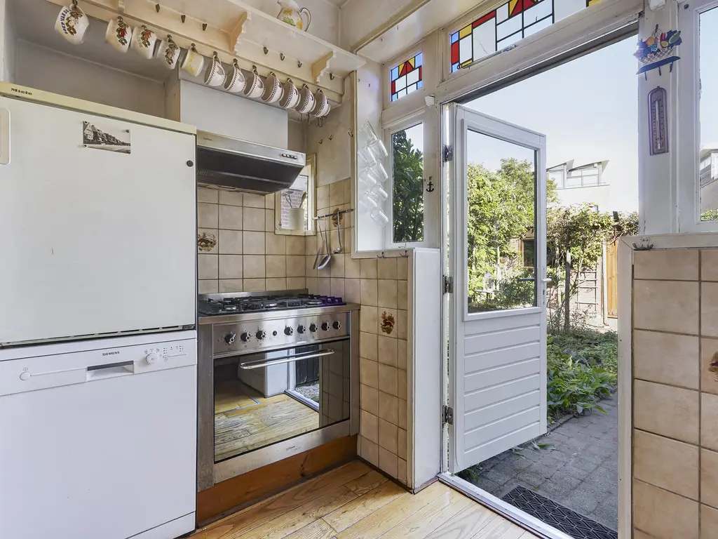 Emmastraat 132, MONSTER