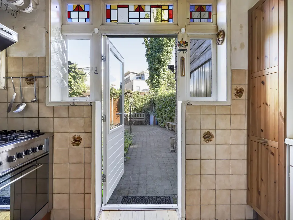 Emmastraat 132, MONSTER