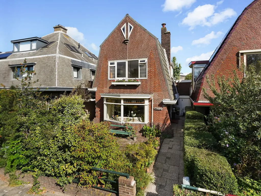 Emmastraat 132, MONSTER