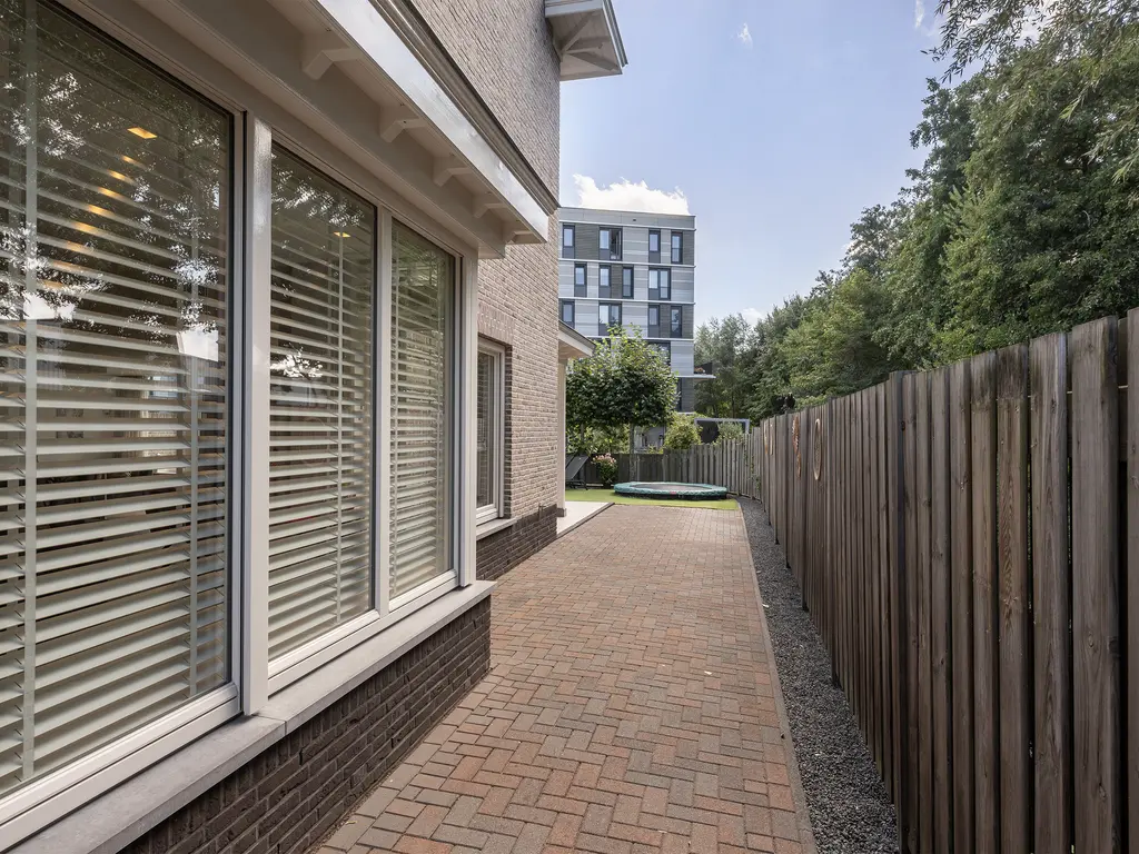 Arend Vijfvinkelplein 20, 'S-GRAVENHAGE