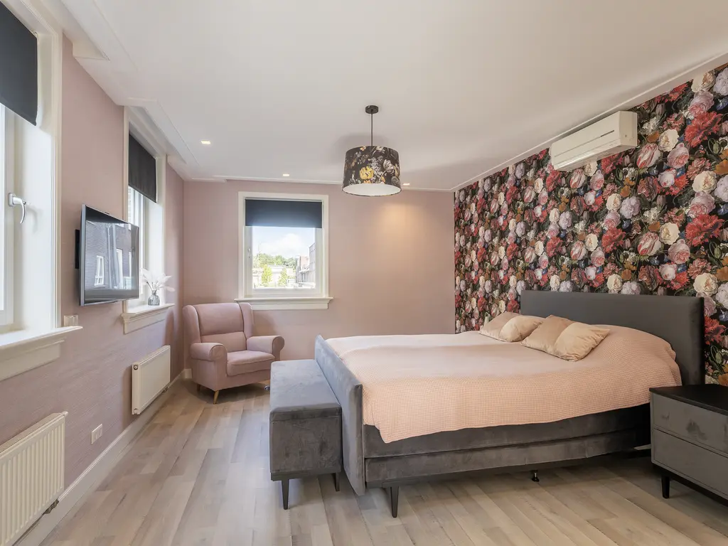 Arend Vijfvinkelplein 20, 'S-GRAVENHAGE