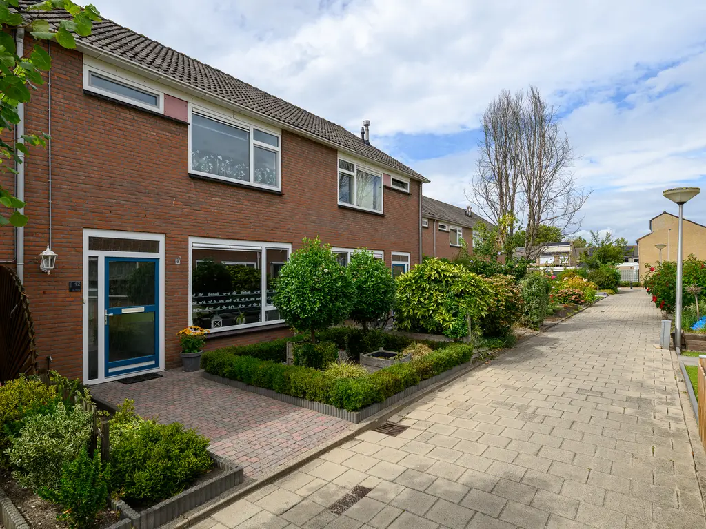 Van Brakelstraat 12, MAASDIJK