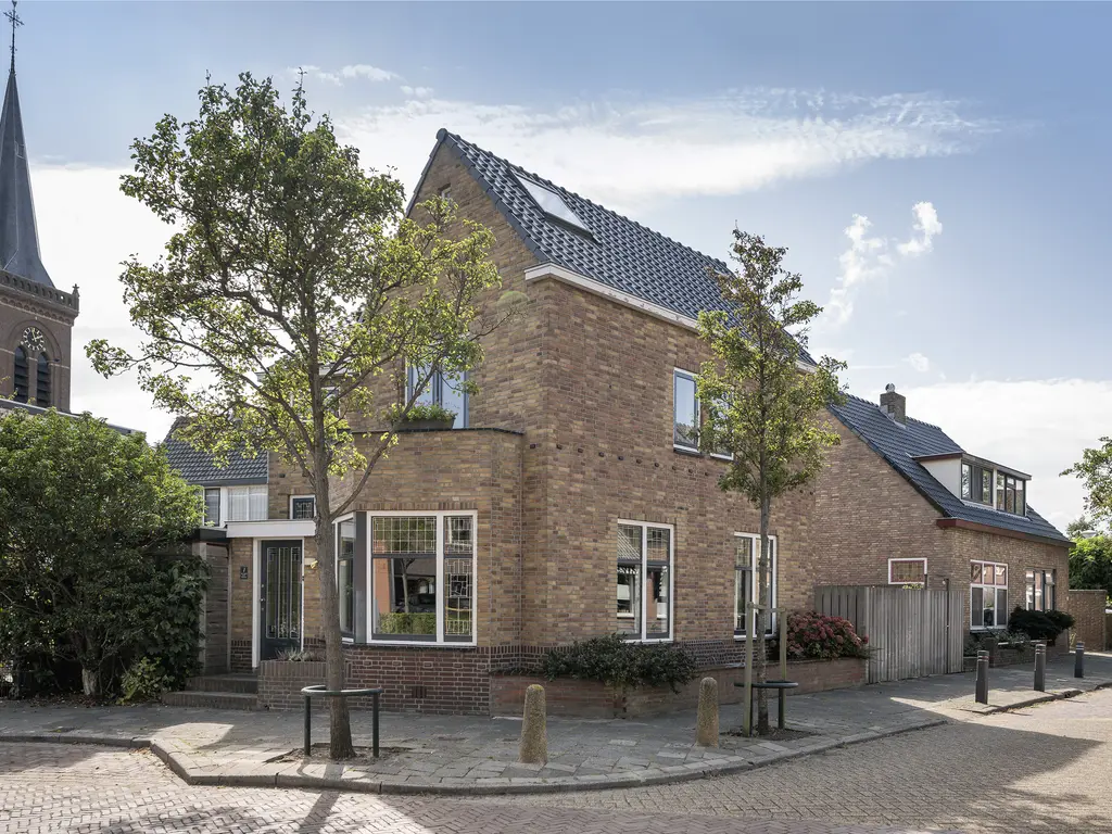 Pastoor Vinkesteynstraat 1, KWINTSHEUL
