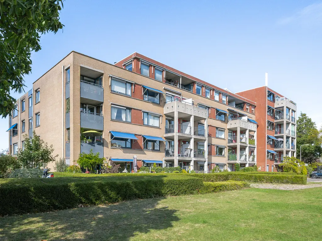 Anjerhof 6, NAALDWIJK