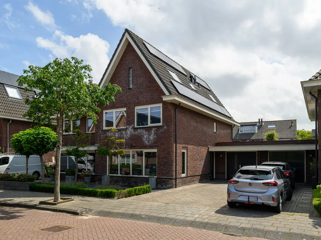 De Linge 17, NAALDWIJK