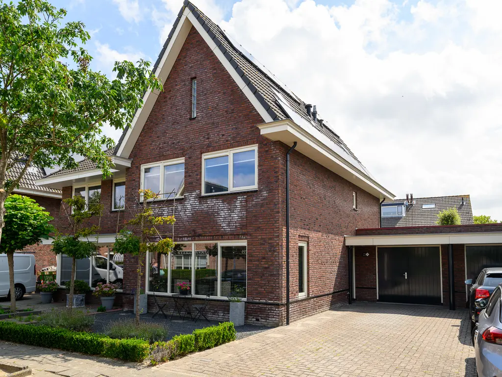 De Linge 17, NAALDWIJK