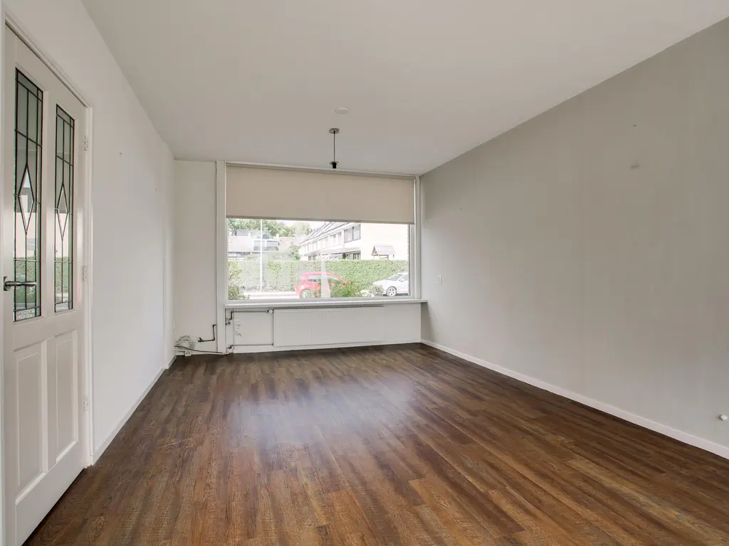 Bachlaan 24, NAALDWIJK