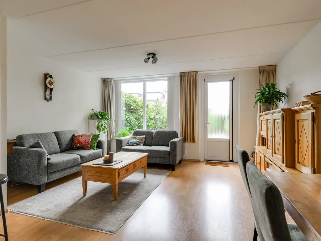 Sweelincklaan 61, 'S-GRAVENZANDE