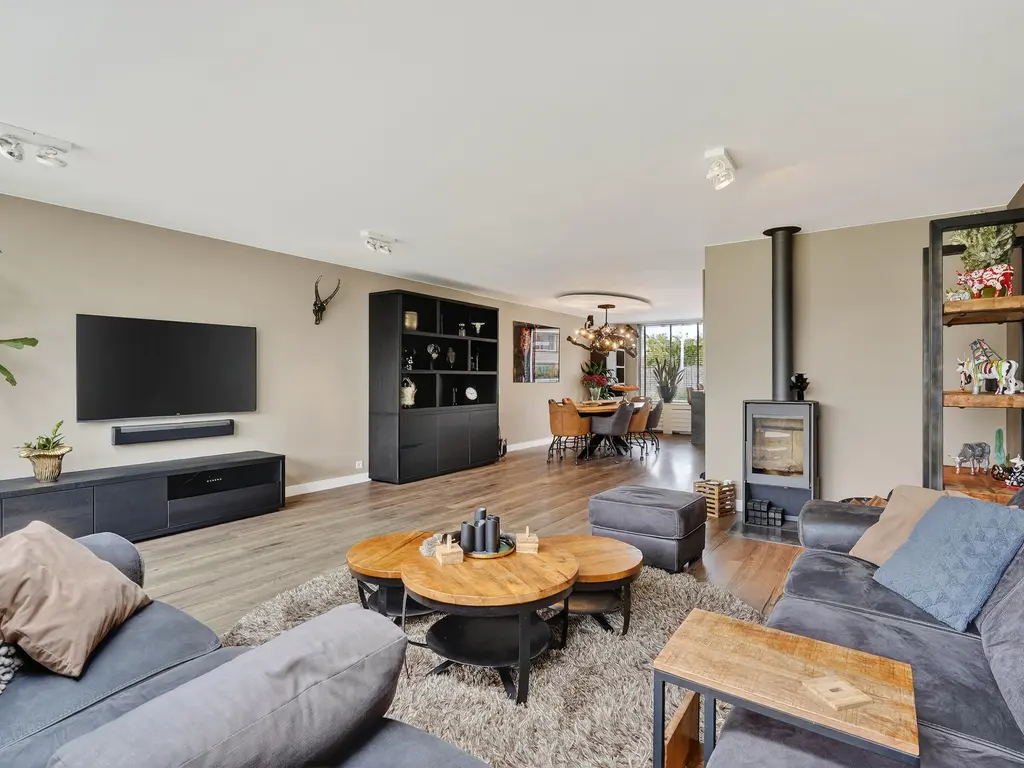 Van Houtenstraat 43, NAALDWIJK