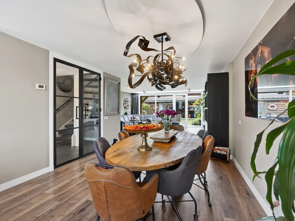 Van Houtenstraat 43, NAALDWIJK
