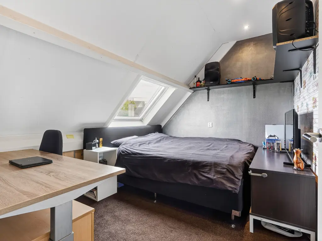 Van Houtenstraat 43, NAALDWIJK