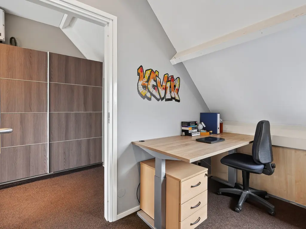 Van Houtenstraat 43, NAALDWIJK