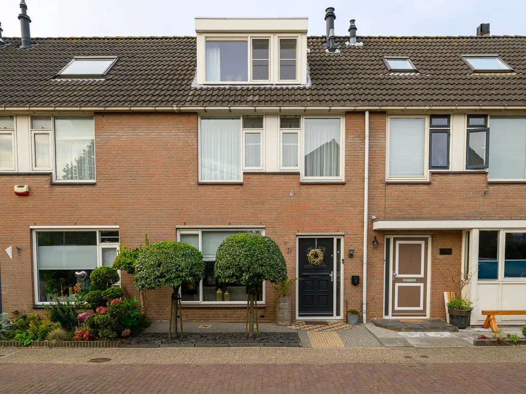 Tilanusstraat 17, NAALDWIJK