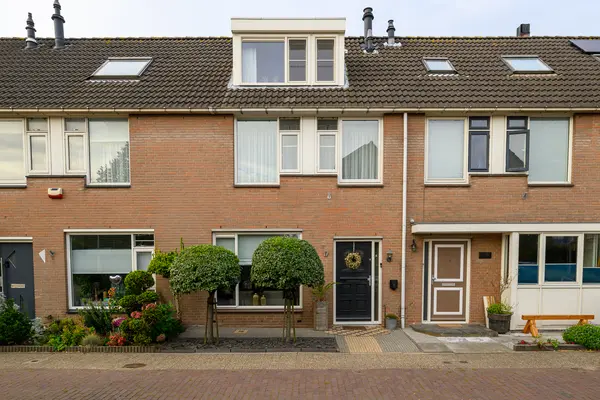 Tilanusstraat 17