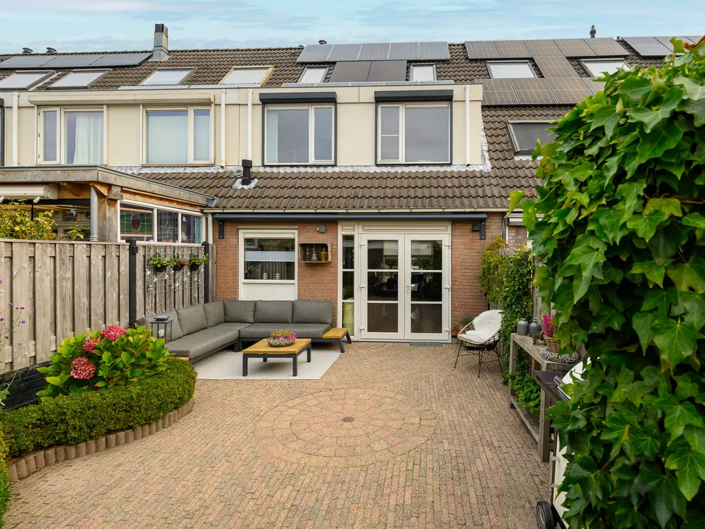 Tilanusstraat 17, NAALDWIJK