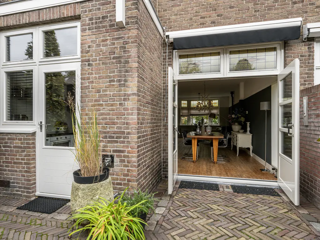 Kleine Woerdlaan 45, NAALDWIJK