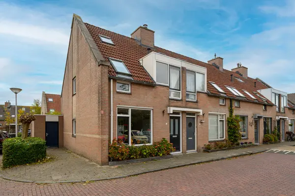 Achter de Bergen 6