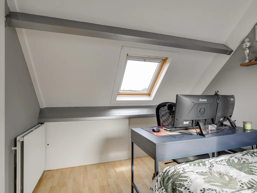 Achter de Bergen 6, HONSELERSDIJK