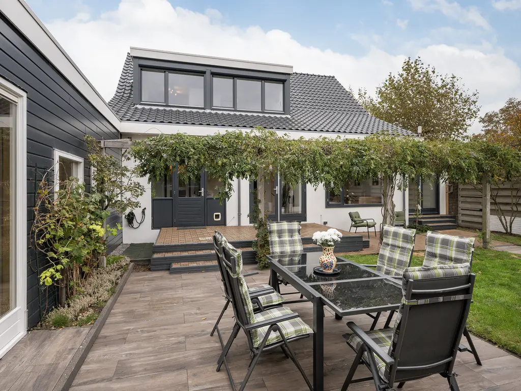 Hoge Geest 47, NAALDWIJK