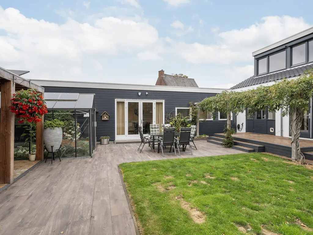 Hoge Geest 47, NAALDWIJK