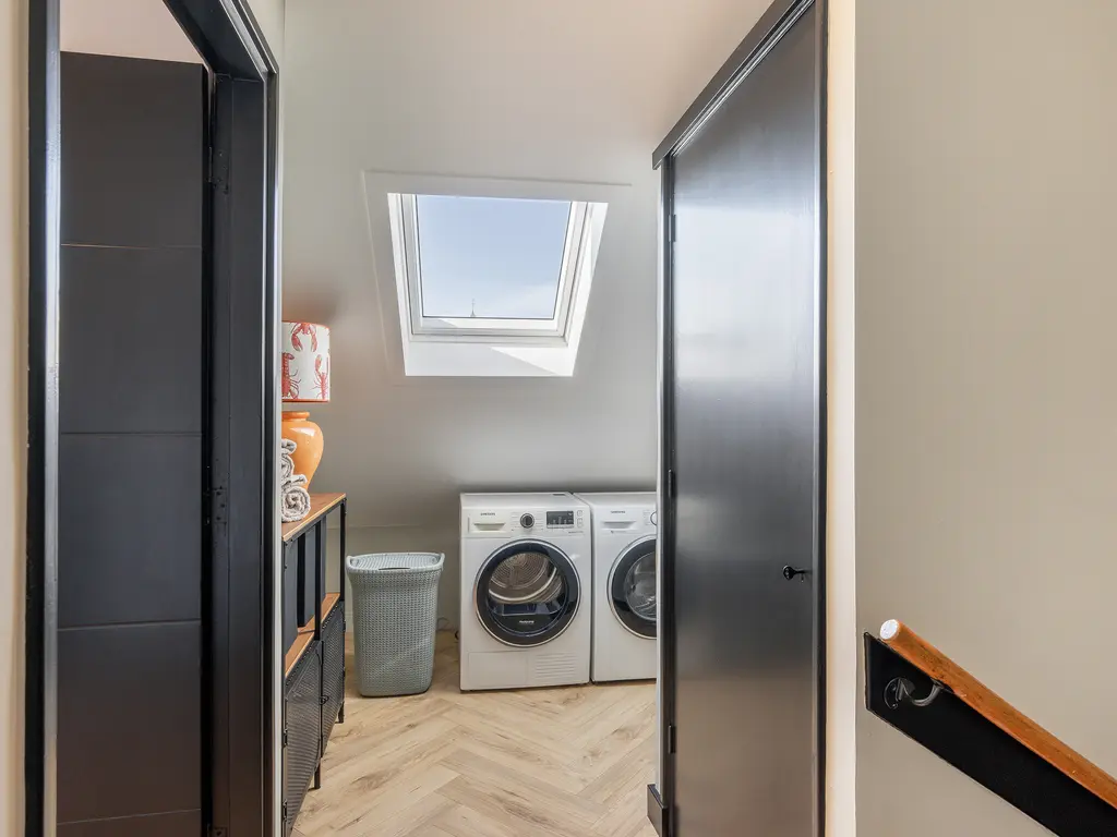 Rembrandtstraat 6, MONSTER