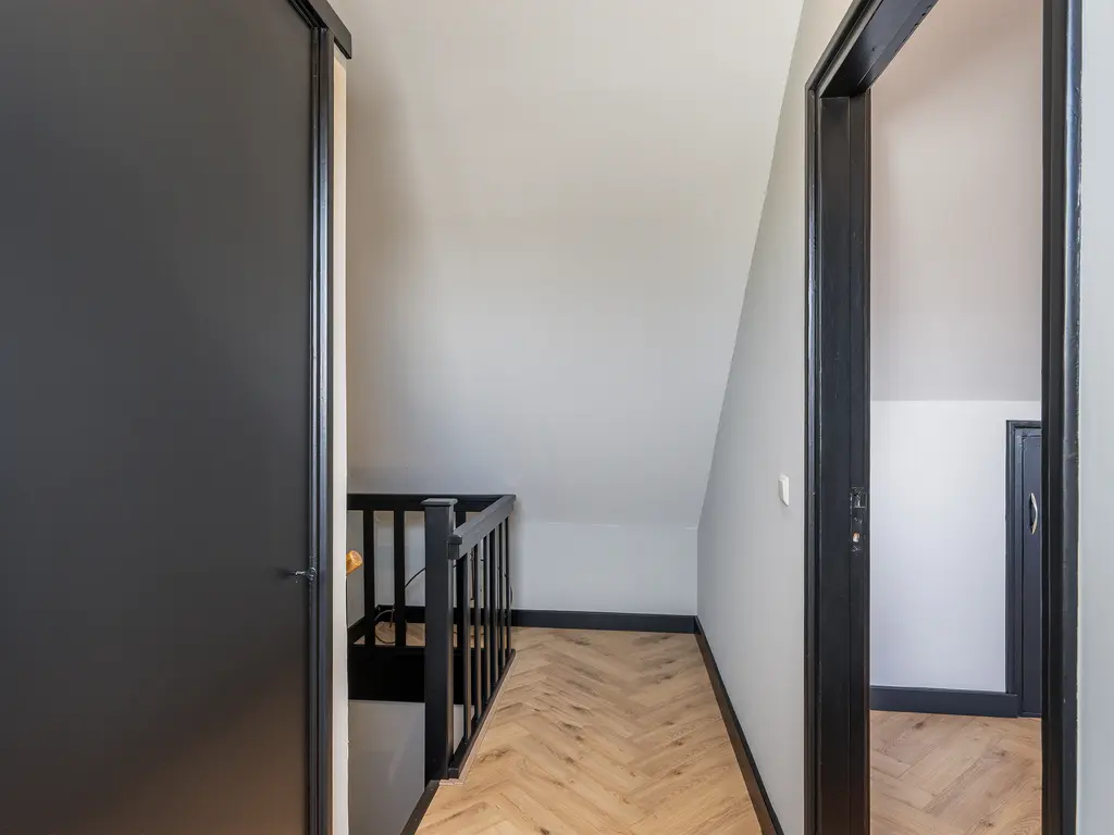 Rembrandtstraat 6, MONSTER