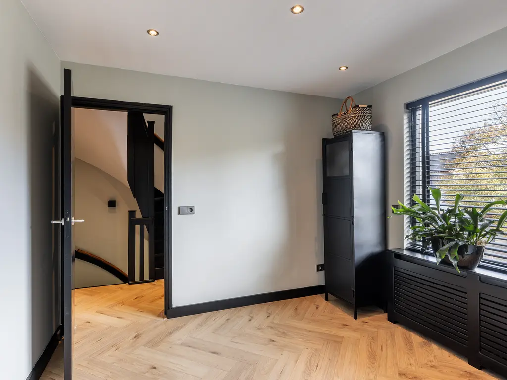 Rembrandtstraat 6, MONSTER