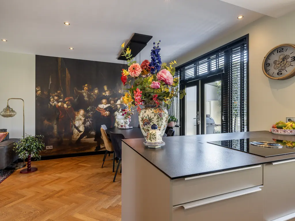 Rembrandtstraat 6, MONSTER