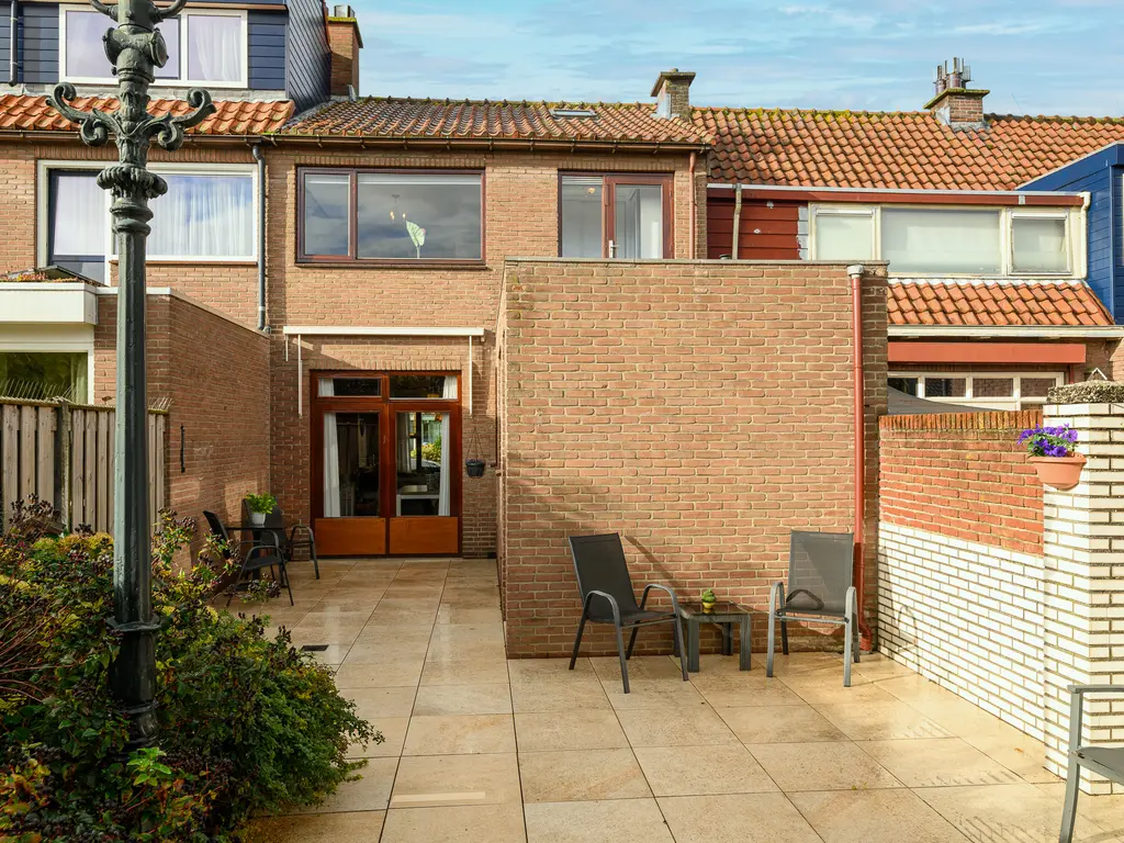 Ambachtsweg 41, WATERINGEN