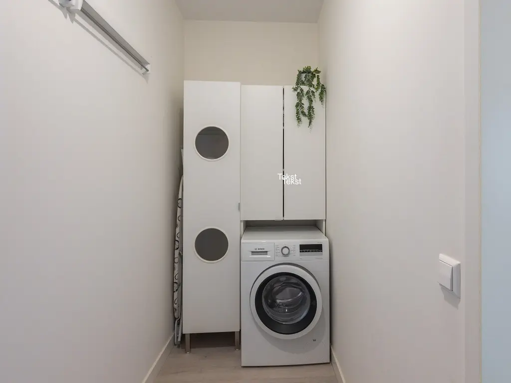 Sand-Ambachtstraat 93, 'S-GRAVENZANDE