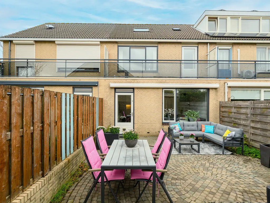 Meerkoet 46, 'S-GRAVENZANDE