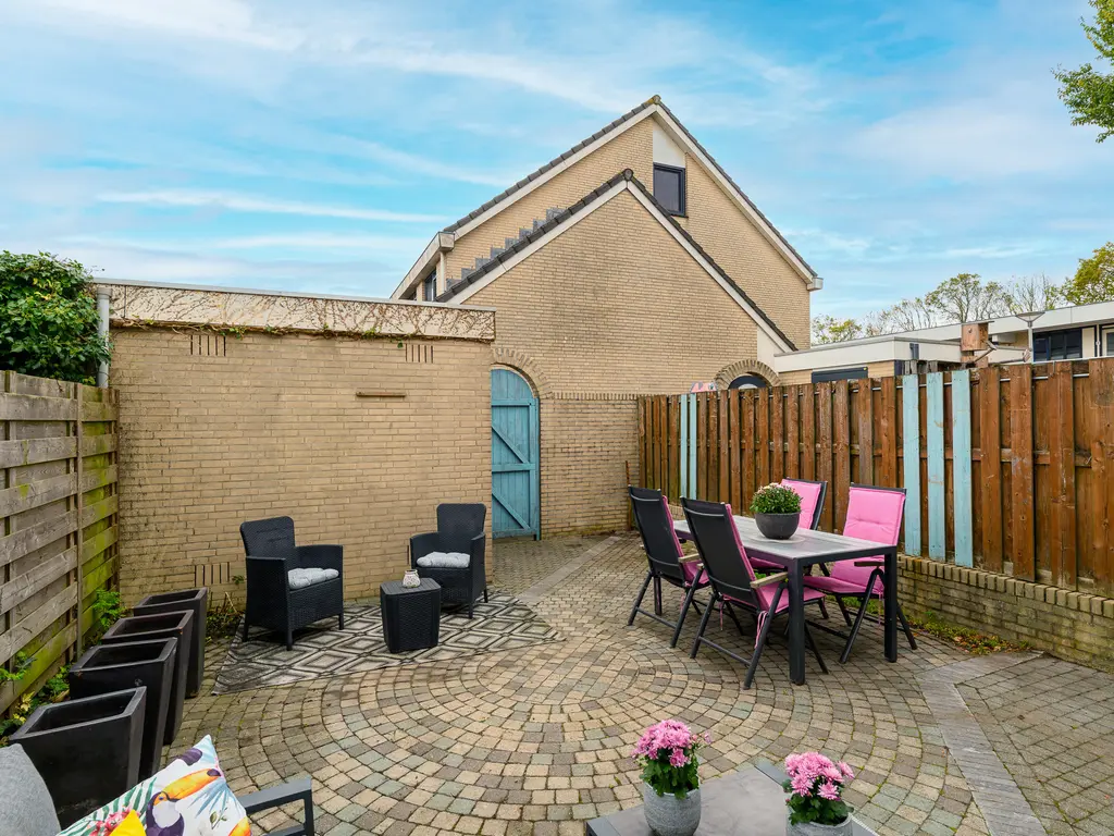 Meerkoet 46, 'S-GRAVENZANDE