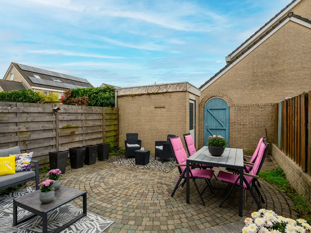 Meerkoet 46, 'S-GRAVENZANDE