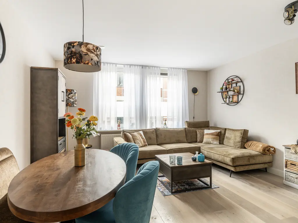 Zuidwind 20B, 'S-GRAVENZANDE