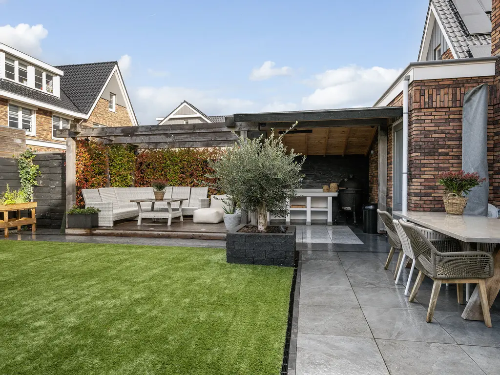 Witzand 7, NAALDWIJK