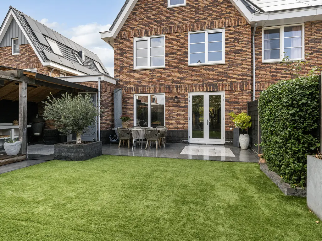 Witzand 7, NAALDWIJK